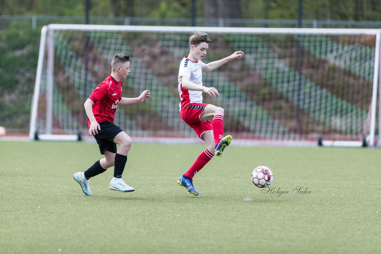 Bild 52 - mCJ Walddoerfer 2 - Farmsen 2 : Ergebnis: 3:1